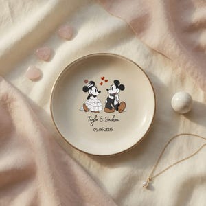 Personalized Disney Married Ring Dish, Bride Minnie Groom Mickey Mouse Jewelry Tray, Wedding Gifts for Bride, Engagement Keepsake image 3