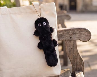 Llavero de peluche articulado Brushbug | Variantes de Brushbug en tonos blanco y negro, regalo para fans de Witch Hat Atelier, 18 cm