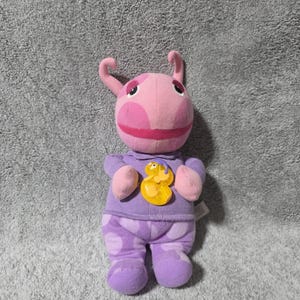 The Backyardigans Uniqua Talking and Singing Plush Toy 2005 Edition Tested Works