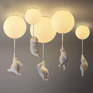 Lampa sufitowa z balonem w kształcie niedźwiedzia – żywiczna lampa w kształcie zwierzątka do pokoju dziecięcego