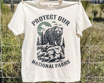T-Shirt „Schützt unsere Nationalparks“, Grafik-T-Shirt in bequemen Farben, Vintage-Wandershirt, Retro-Geschenk für Naturschützer, T-Shirt für Naturliebhaber