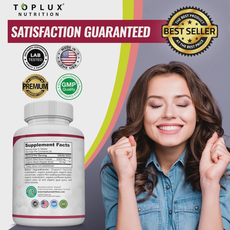 Puede incluir: Una botella blanca de suplementos Toplux Nutrition con una etiqueta roja y blanca. La etiqueta incluye el texto "Supplement Facts" y "Organic Beet Root Powder". La imagen tambi&eacute;n presenta el texto "Satisfaction Guaranteed" y una mujer sonriendo.