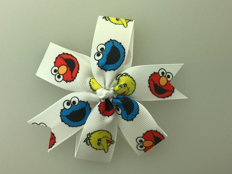 SUPER CUTE ELMO RUFFLE SOCKS