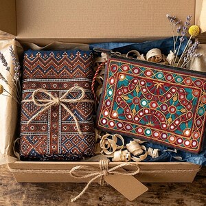 Conjunto de lenços com estampa Sindhi Ajrak | 2 xales tradicionais, estojo para espelho, algodão imagem 8
