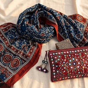 Conjunto de lenços com estampa Sindhi Ajrak | 2 xales tradicionais, estojo para espelho, algodão imagem 4