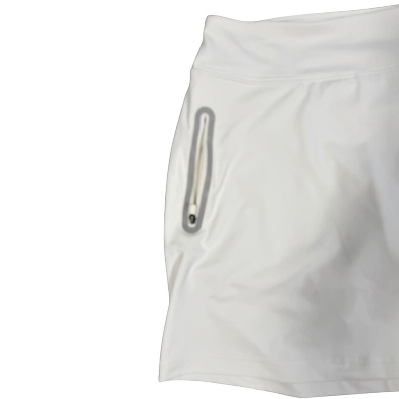 Fila Sport Skort da donna, taglia S, colore bianco, per tennis, golf e atletica, con pantaloncini incorporati. immagine 6