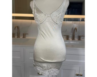 Vanity Fair Vintage volledig slip dames 34 ivoorkant satijn nylon lingerie