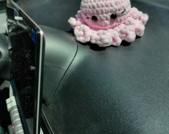 Handmade Velvet Crochet Octopus Car Copilot, Amigurumi Dashboard Buddy Toy