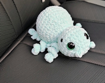 Handmade Plush Spider Car Mascot – Soft Goth Dashboard Accessory, Turquoise Yarn Toy