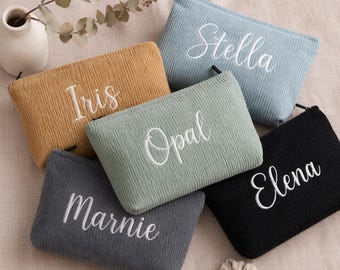 Elegante pochette per il trucco personalizzata con nome, accessorio per damigelle d'onore realizzato a mano, regalo ricordo di nozze.