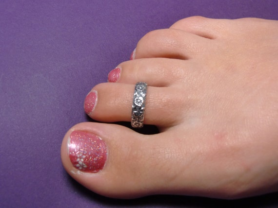 Sterling Silver Toe Rings Silver Neelam Embeded Toe Ring - Jewelry Women  Accessories | World Art Community