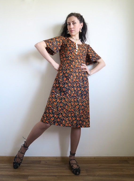 60's Short Floral Dress, Navy Blue & Orange Ditsy… - image 6