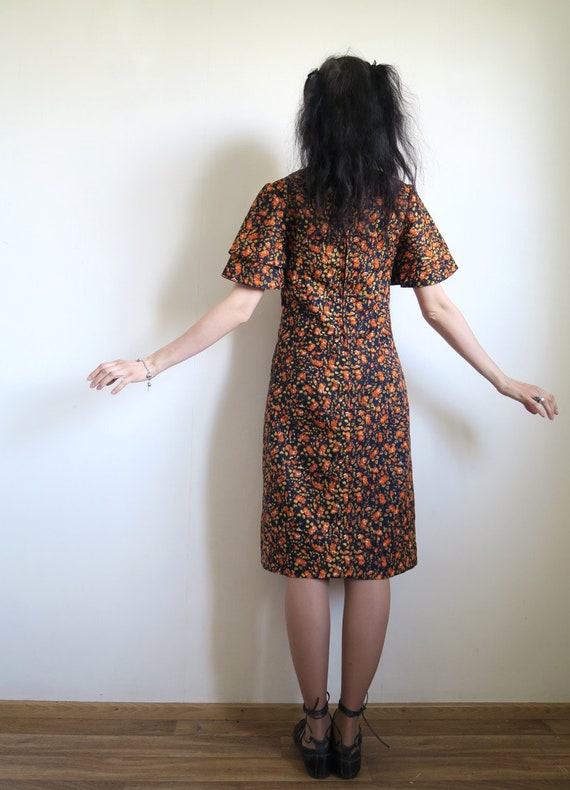 60's Short Floral Dress, Navy Blue & Orange Ditsy… - image 8