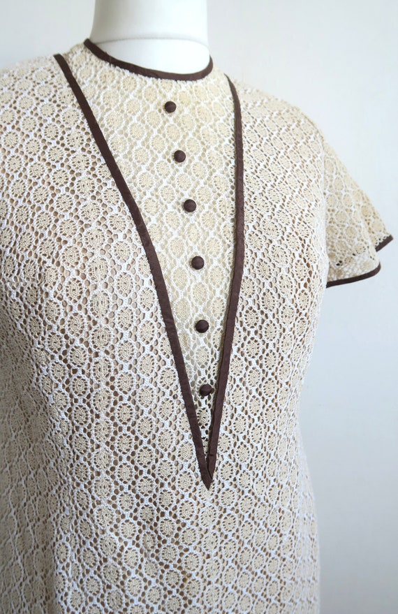 60's Cotton Crochet Lace Dress, Chevron Detail Hi… - image 3