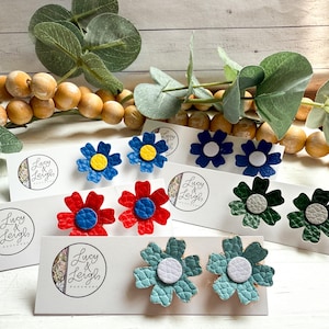 Custom game day jewelry, school spirit earrings, soccer mom gift, personalized teacher earring, back to school jewelry, Winnie - Team Color