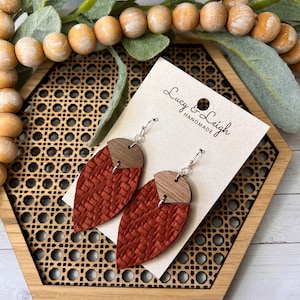 Handmade leather earrings, leather and wood dangles, boho earrings dangles, minimalist boho style earrings, Bradi - Rust Knit
