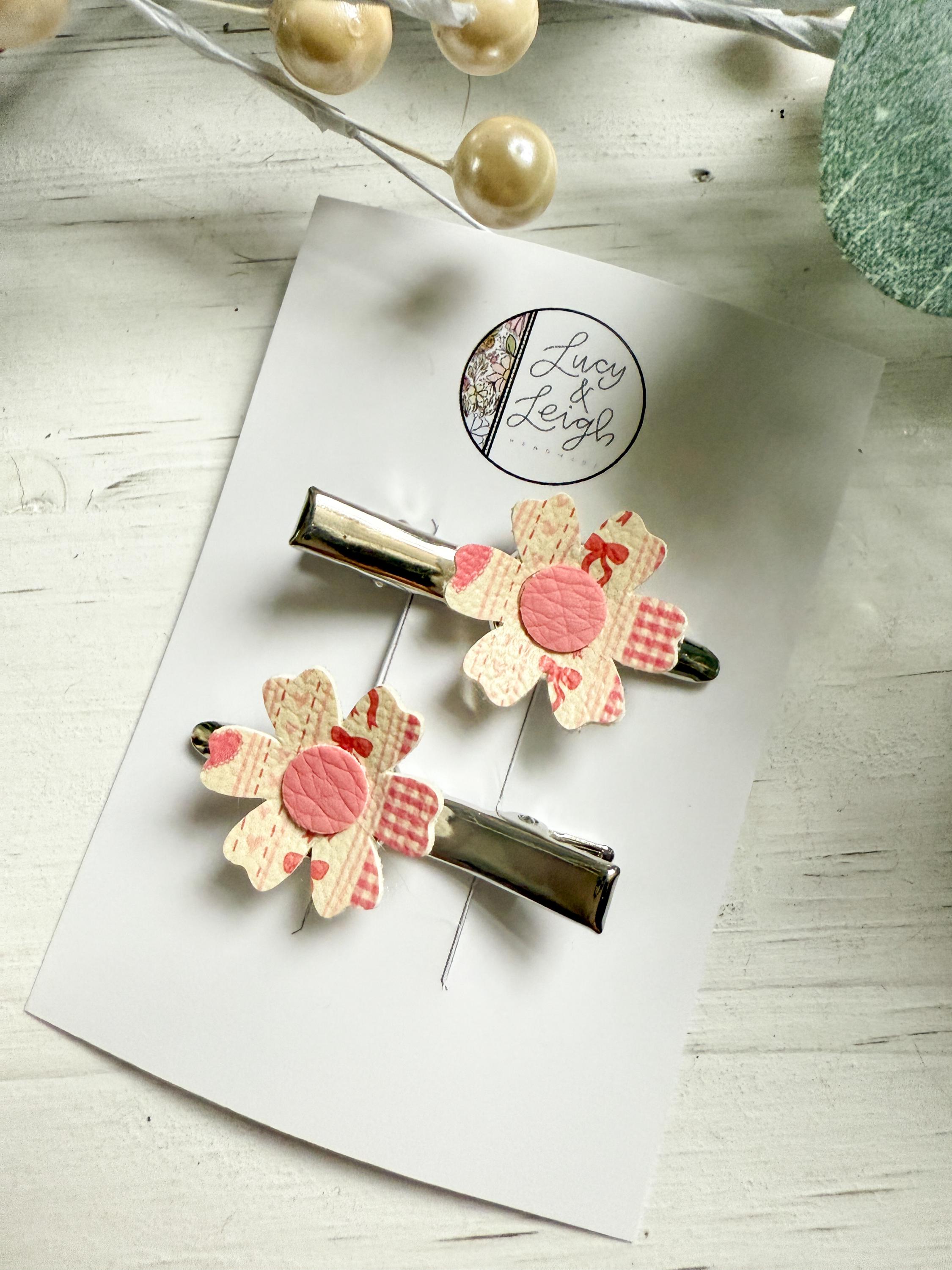 Pink flower hair clip set, coquette bow barette, Valentine's Day hair clip, coquette Valentine's Day, faux leather hairclip, Coquette Cupid