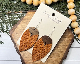 Handmade leather earrings, leather and wood dangles, boho earrings dangles, minimalist boho style earrings, Petal Bradi - Camel Knit MTO