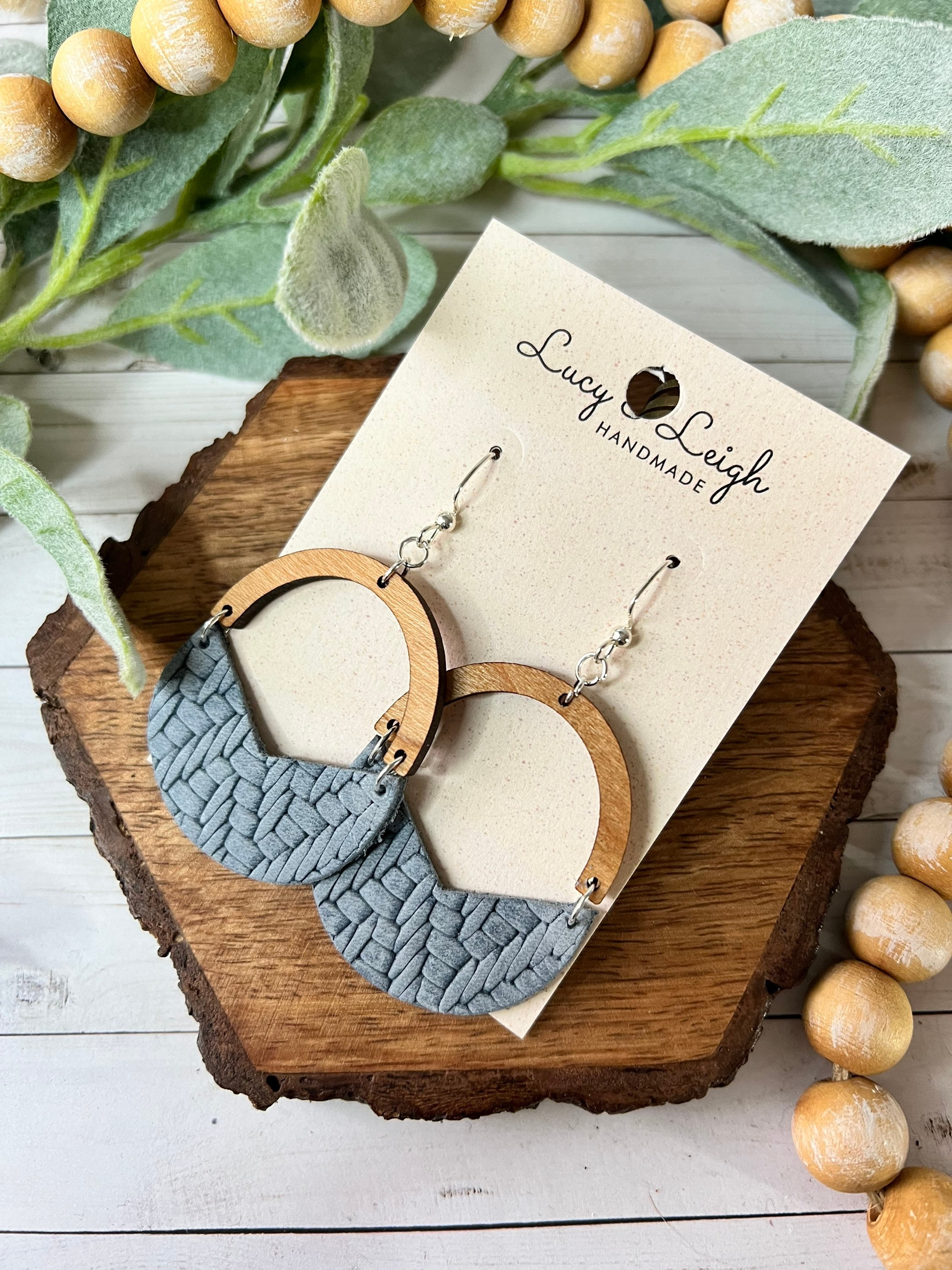 New!1点のみ＊No.193＊handmade＊earring ＊ Leather Earring Handmade, Boho Earring Dangle, Leather and Wood
