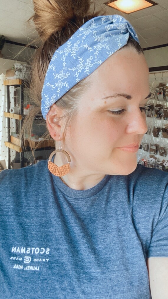 Leather Earring Handmade, Boho Earring Dangle, Leather and Wood