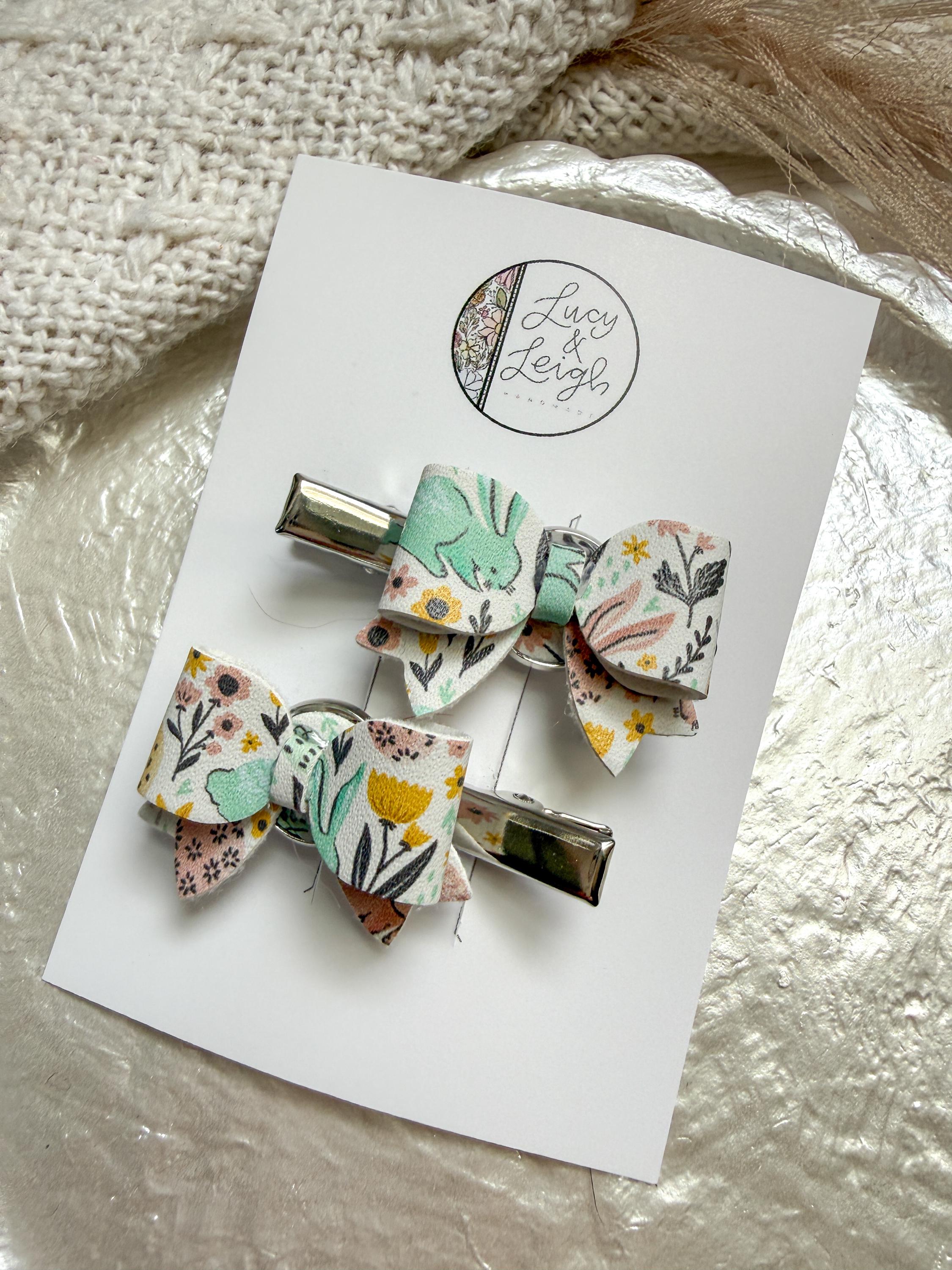 Floral Bow Hair Clip Duo, Faux Leather Bow Hair Clips, Spring Hair Accessories, Lightweight Bow Clips, Easter Outfit, Bloom Bunny