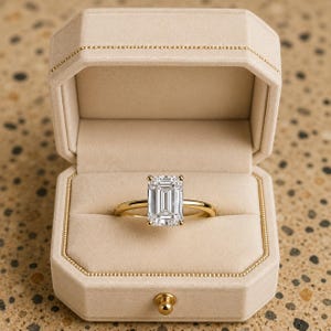 18k Solid Gold Moissanite Engagement Ring 2.5CT Emerald Cut Diamond Ring wedding engagement rings Moissanite Anniversary Ring Promise Ring