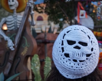 Slouchy Skull Beanie- crochet pattern only, halloween hat, spooky apparel, day of the dead, dia de muertos, Halloween crochet