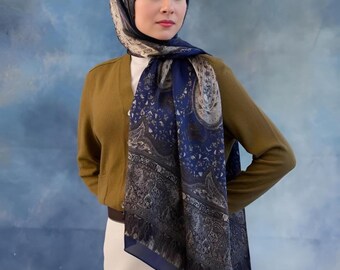 Navy Blue Paisley, Satin Seide Hijab Schal für Frauen Schal Wrap