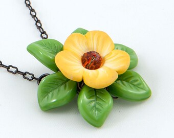 Yellow Flower Necklace, Sunflower Necklace for friend, Elvish Jewelry for Women, Bridesmaid Necklace Gift,  Mothers Day Gift for Mom