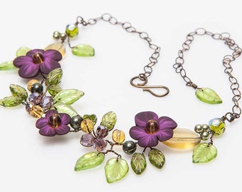 Collana di fiori per damigelle d'onore viola, gioielli da sposa per la sposa, collana Boho per le donne, gioielli da fiaba, gioielli elfi,