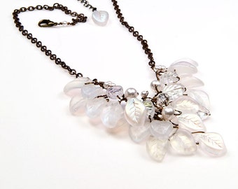 Dainty Wedding Necklace White, Leaf Beaded Necklace for Women, Bridal Jewelry for bridesmaids, Nature Wedding Jewelry, Elvish Necklace