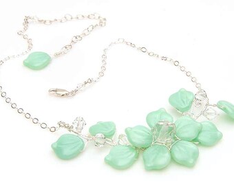 Mint Green Flower Necklace for Women, Nature Wedding Jewelry for Bride, Enchanted Forest Wedding Jewelry, Plant Mom Gift, Elvish Jewelry