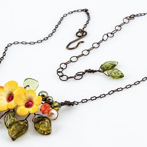 Yellow Flower Necklace for Women, Nature Wedding Jewelry for Bride, Plant Mom Gift, Enchanted Forest Jewelry, Elvish Jewelry, Nature Lover image 3