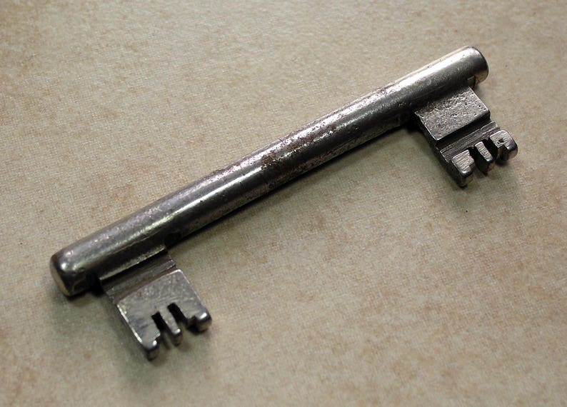 Double Ended Key, Steel Forced Locking Key, Antique Berliner Key, Vintage Berliner Key, Key from Berlin Germany image 6