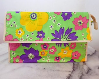 Mid Century Cosmetic Bag, Plastic Toiletries Bag, Retro Purse, Vintage 1960s Funky Floral Travel Bag, Purse, Erfurt, former East Germany