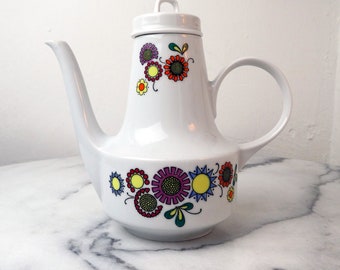 Vintage Porcelain Tea Pot, Floral Ceramic Tea Pot, Made in GDR (former East Germany) by brand Henneberg, Model Helena 1777