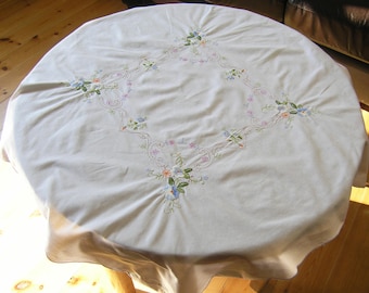 Vintage Square bestickte Tischdecke, weißer Baumwolle Floral bestickte Tischdecke, gestickten Blumen kleine Tischdecke
