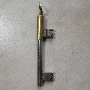 Steel Forced Locking Key with Brass Cap Holder from Berlin, Germany