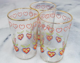 Vintage Flying Hearts Glasses, 3 Mid Century Glasses, Set of three 1970s shot glasses, Geometric Flying Hearts Glasses, Mid-Century Barware