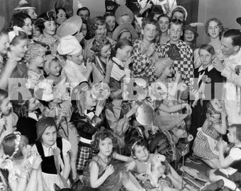 vintage School Children Carnival (Fasching en allemand) Photo, années 1940 / 1950 Collector Photo Allemagne