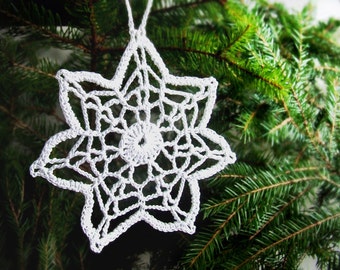 Christmas crochet Snowflake Ornaments. Set of 6.