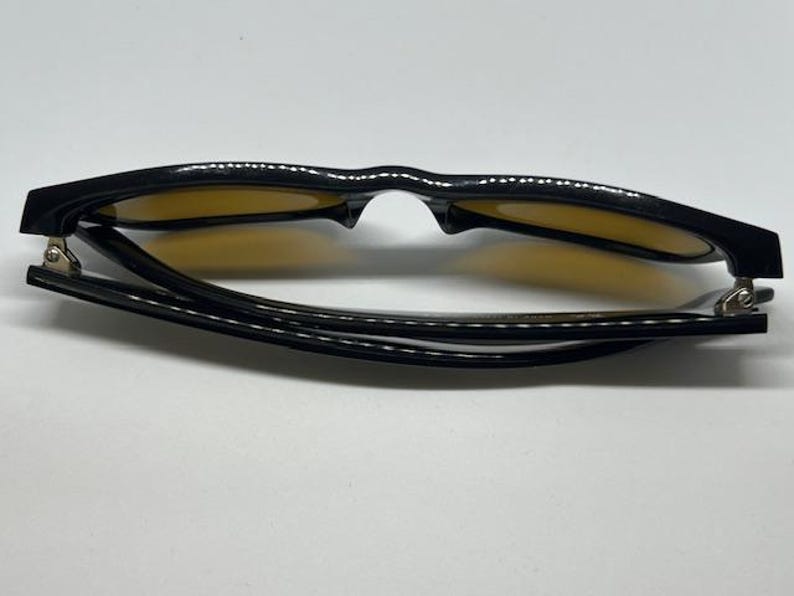 Montura unisex Ray-Ban RB2132 New Wayfarer fabricada en Italia, de segunda mano. imagen 9