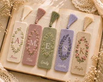 Hand Embroidered Linen Bookmark, Personalized Floral Bookmark with Name, Bookmark, Handmade Book Lover Gift, Cottagecore Reader Accessory