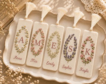 Hand Embroidered Linen Bookmark, Personalized Floral Bookmark with Name, Handmade Book Lover Gift, Cottagecore Reader Accessory