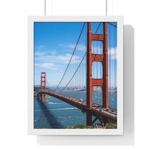 Golden Gate Bridge Vertikales gerahmtes Poster - San Francisco Wahrzeichen Wandkunst