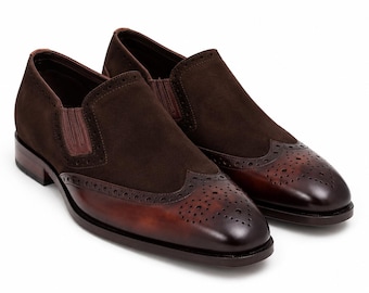 Mocassini brogue bicolore con punta a coda di rondine, realizzati a mano – Mocassini da uomo in pelle scamosciata e cuoio, con lavorazione Goodyear.