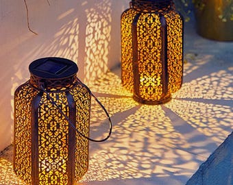 Lanterna solar para jardim, à prova d'água, para pendurar em metal, decoração de pátio, lanterna retrô vazada, LED.