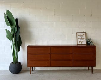 Credenza in legno massello fatta a mano, credenza moderna su misura, consolle per ingresso e sala da pranzo, credenza in legno massello su misura: moderna a doghe