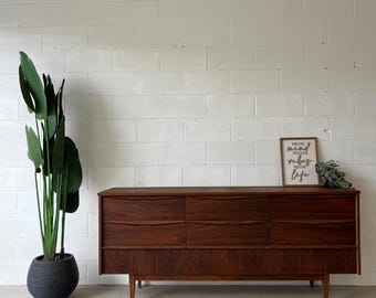 Handmade Solid Wood Sideboard ,Custom Size Modern Buffet Cabinet, Entryway & Dining Room Console,Custom Solid Wood Sideboard: Modern Slatted