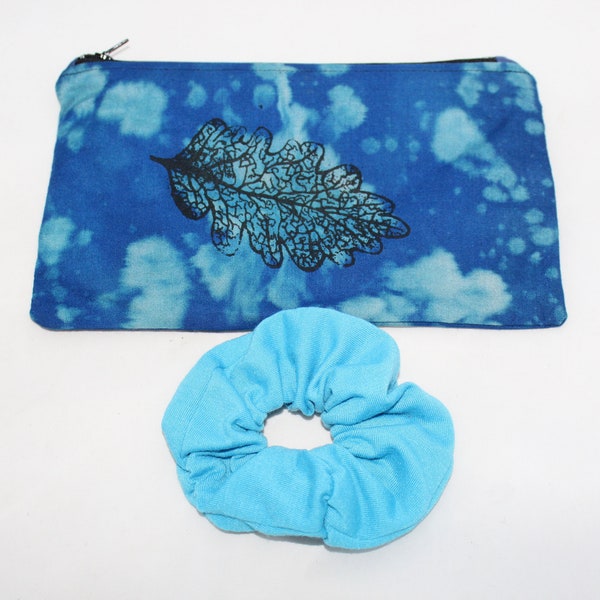 Makeup bag, zip up blue bag & scrunchie set, handprint oak leaf print, toiletry bag, pouch,cosmetic bag, storage bag,toiletry bag,eco gift